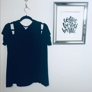 Black Cold Shoulder Short Sleeve Top Size 1X